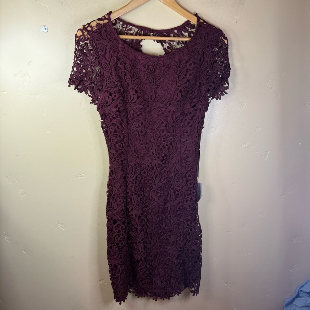 NWT Lulu's Size XL Lace Detailed Backless Mini Dress Burgundy Formal Wedding - Picture 2 of 8